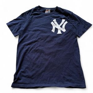 Majestic Athletic New York Yankees Derek Jeter navy shirt